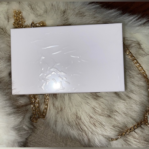 Women’s Purse Acrylic Clutch Bag NWOT - Picture 3 of 3